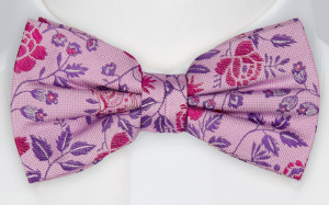 CHARIS pre-tied bow tie