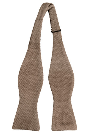 CHILLA Beige self-tie bow tie