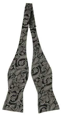 ENARMORED BLACK self-tie bow tie