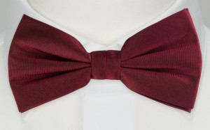 SOLID BURGUNDY bow tie
