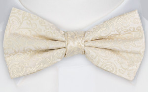 SWANKY IVORY bow tie
