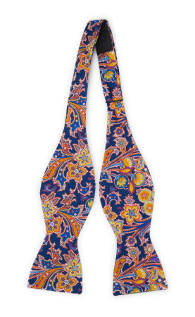 VIVACE ORANGE self-tie bow tie