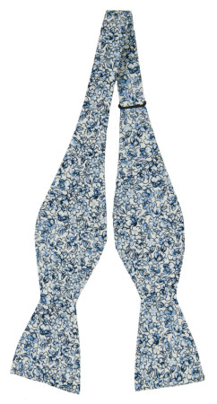 WEDDINGBELLS BLUE self-tie bow tie